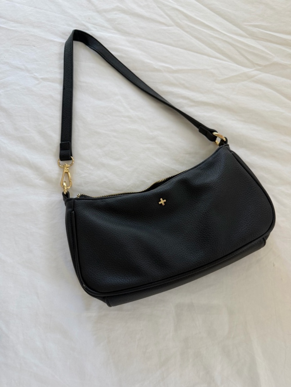 Black Women's Shoulder Bag - Sleek Everyday Carry